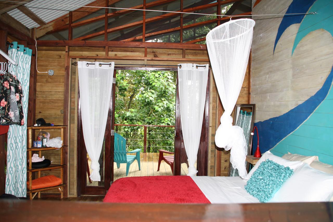 Bed and Breakfast Surf Break At Paunch Bocas del Toro Exterior foto